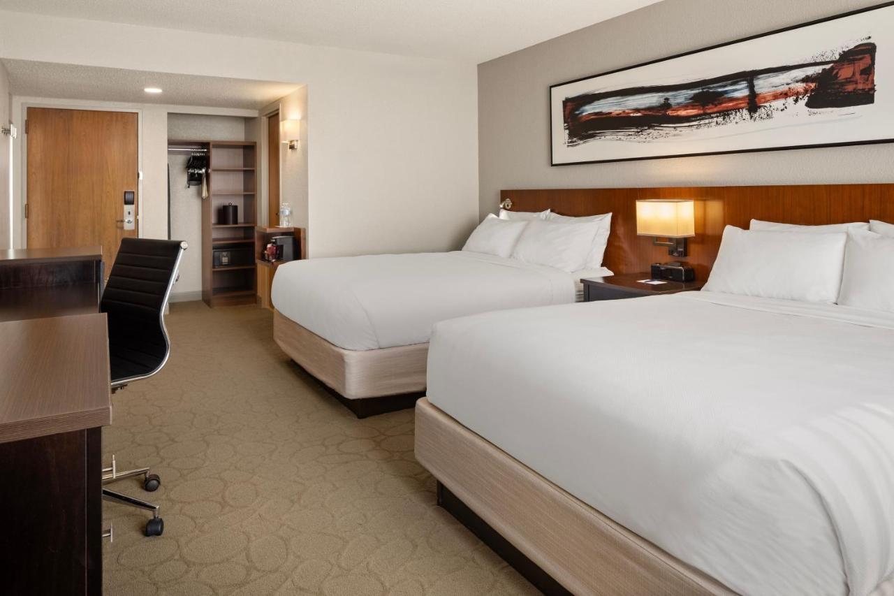 Delta Hotels By Marriott Minneapolis Northeast Kültér fotó